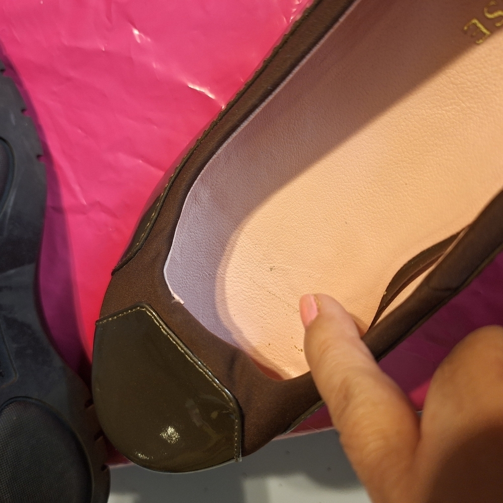 Taryn Rose Chocolate Brown Leather Loafers Flats. Size 7.5 M - Picture 7 of 12